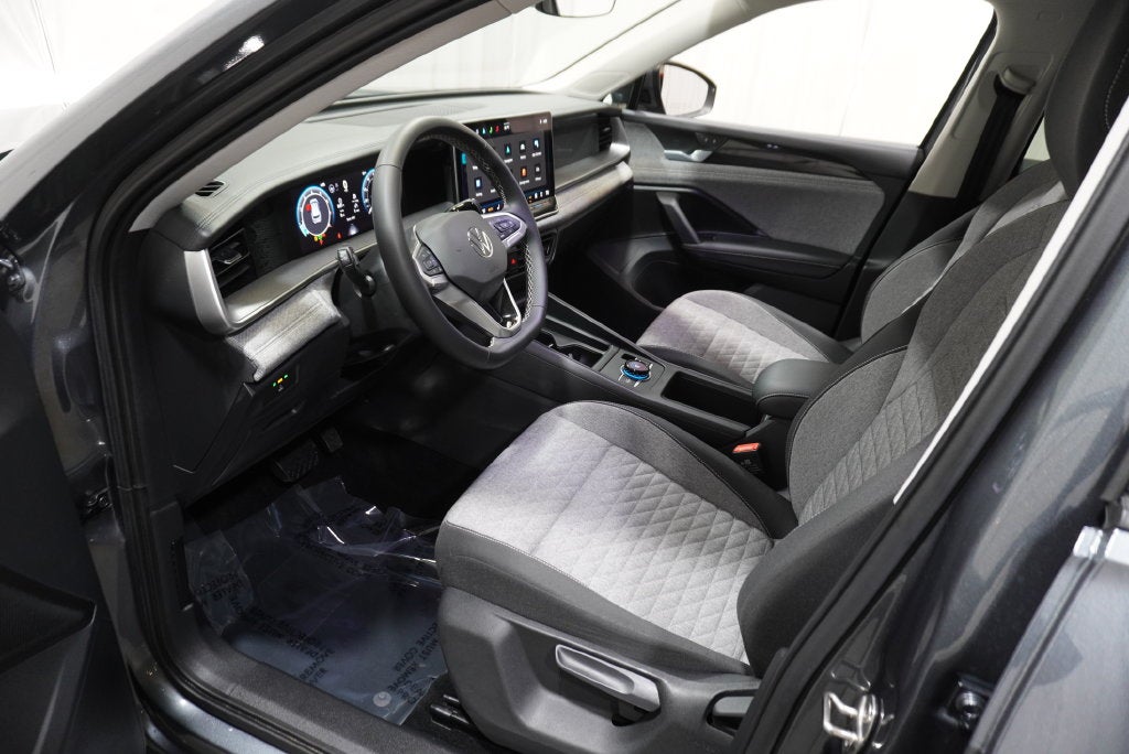 2025 Volkswagen Tiguan 2.0T S