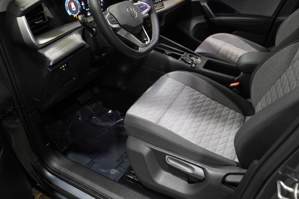 2025 Volkswagen Tiguan 2.0T S
