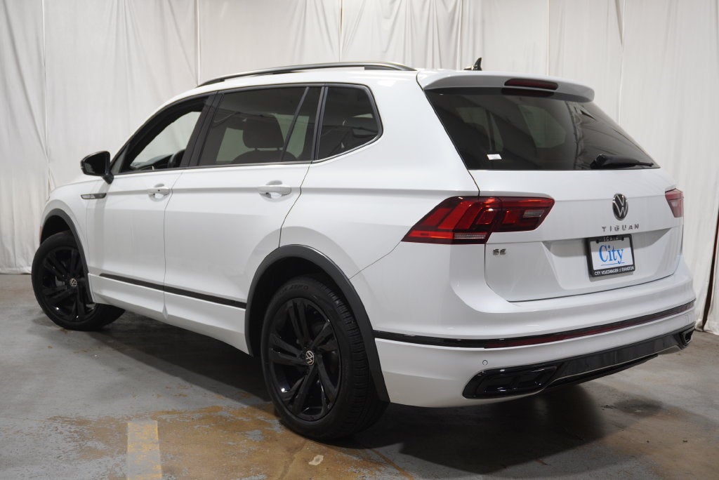 2024 Volkswagen Tiguan 2.0T SE R-Line Black