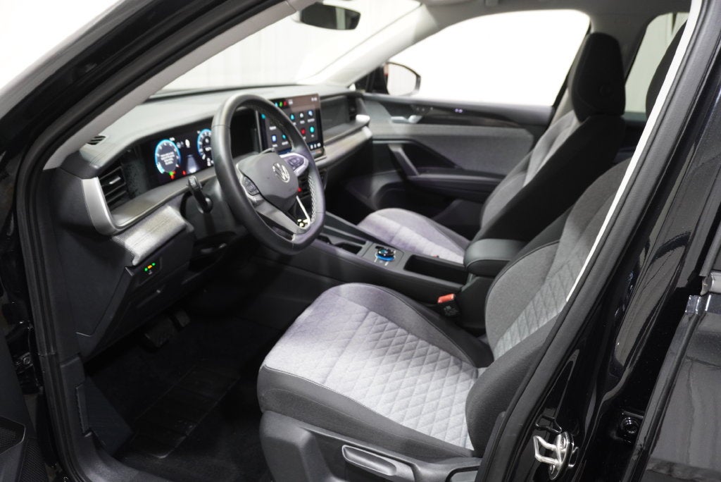 2025 Volkswagen Tiguan 2.0T S