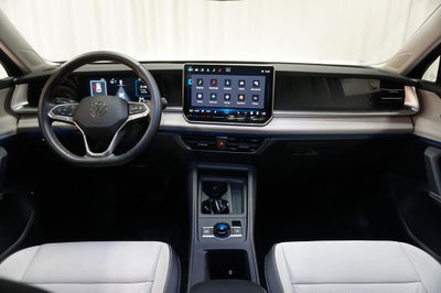 2025 Volkswagen Tiguan 2.0T SE