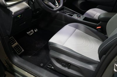 2025 Volkswagen Tiguan 2.0T SE R-Line Black