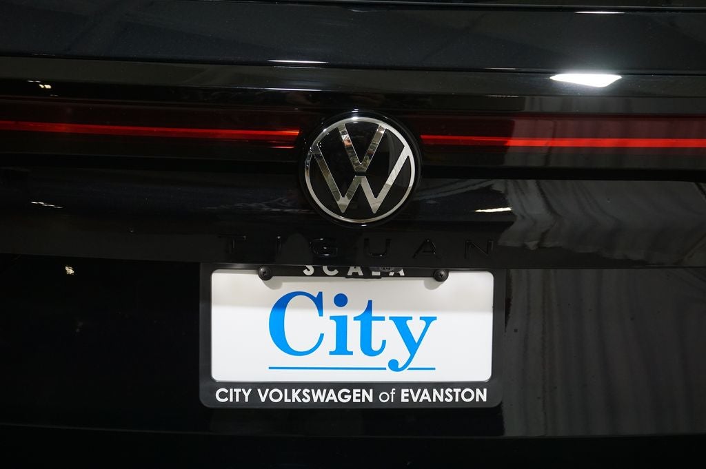 2026 Volkswagen Tiguan 2.0T SE R-Line Black