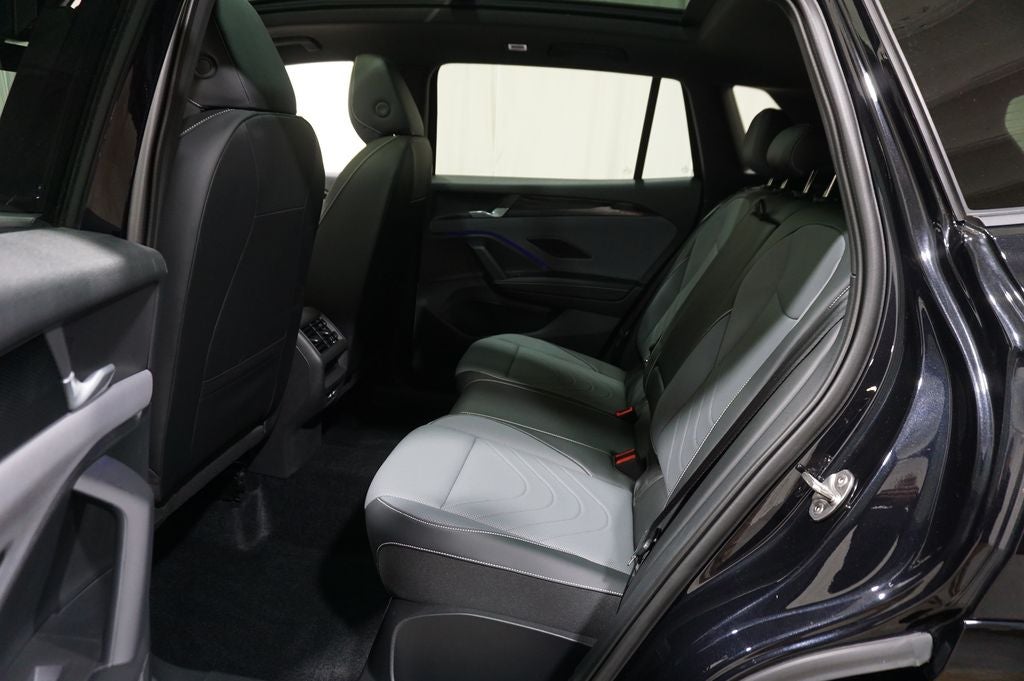 2025 Volkswagen Tiguan 2.0T SE R-Line Black