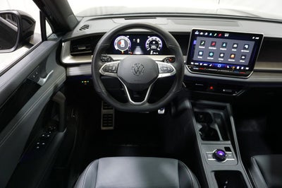 2025 Volkswagen Tiguan 2.0T SE R-Line Black