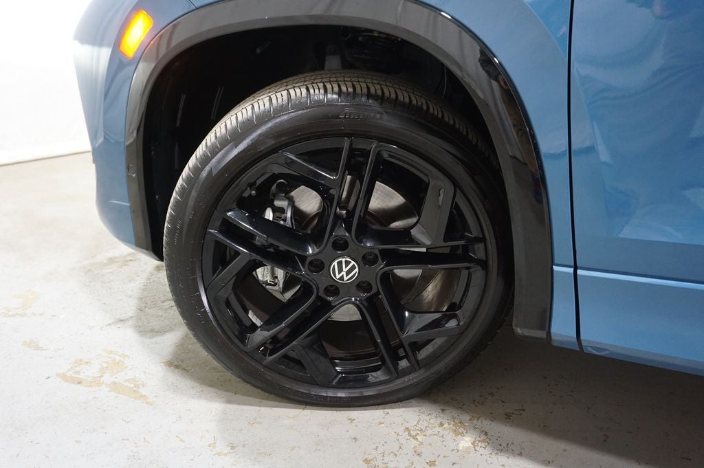 2025 Volkswagen Tiguan 2.0T SE R-Line Black