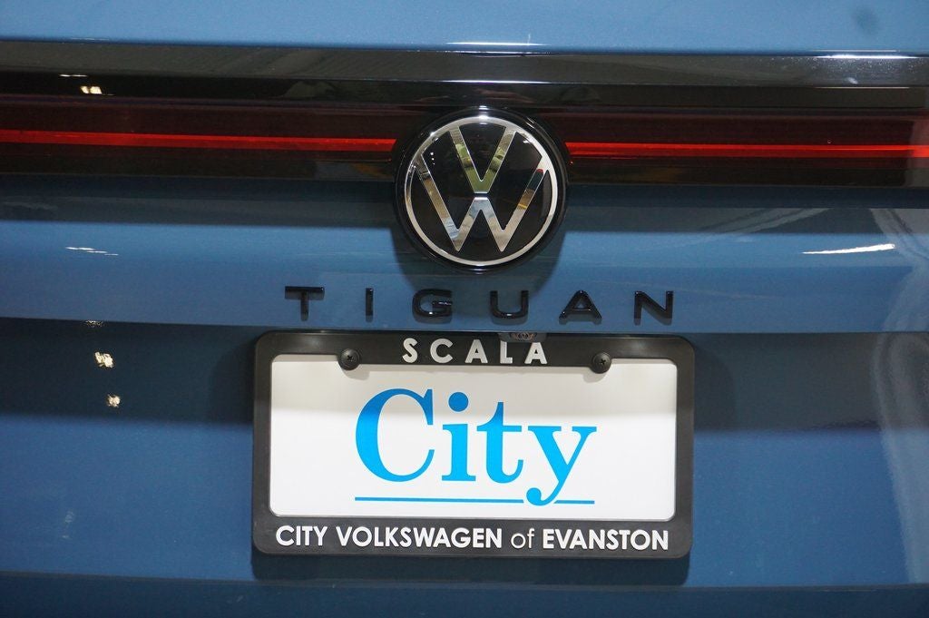 2026 Volkswagen Tiguan 2.0T SE R-Line Black