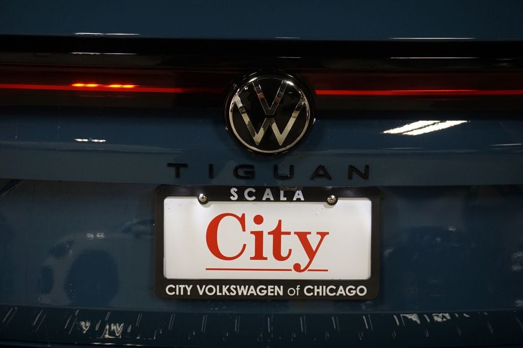 2026 Volkswagen Tiguan 2.0T SE R-Line Black
