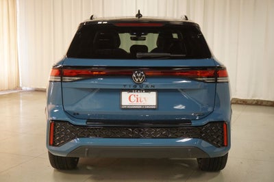 2026 Volkswagen Tiguan 2.0T SE R-Line Black