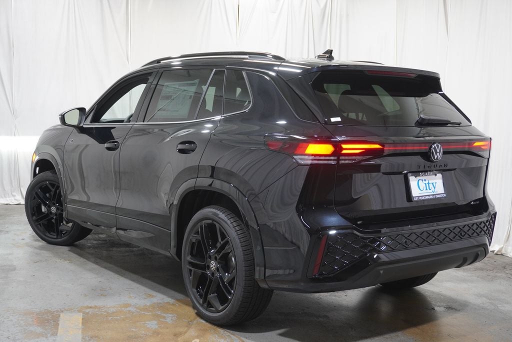 2026 Volkswagen Tiguan 2.0T SE R-Line Black