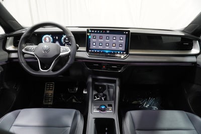 2025 Volkswagen Tiguan 2.0T SE R-Line Black