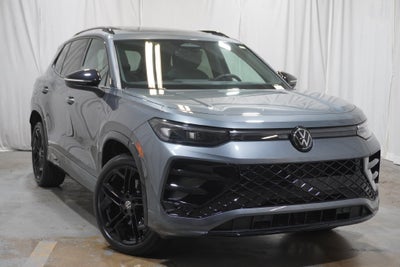 2025 Volkswagen Tiguan 2.0T SE R-Line Black