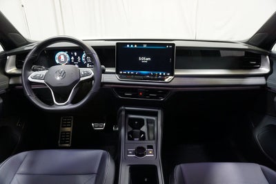 2025 Volkswagen Tiguan 2.0T SE R-Line Black