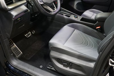 2025 Volkswagen Tiguan 2.0T SE R-Line Black