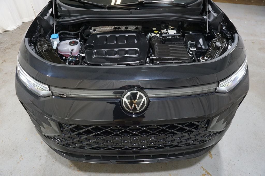 2025 Volkswagen Tiguan 2.0T SE R-Line Black