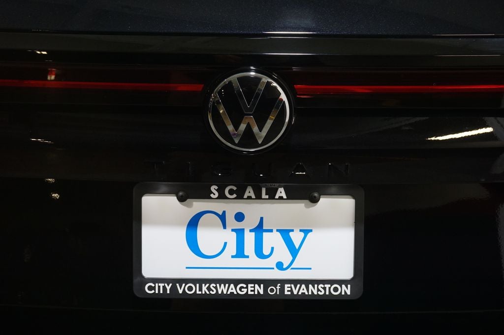 2025 Volkswagen Tiguan 2.0T SE R-Line Black