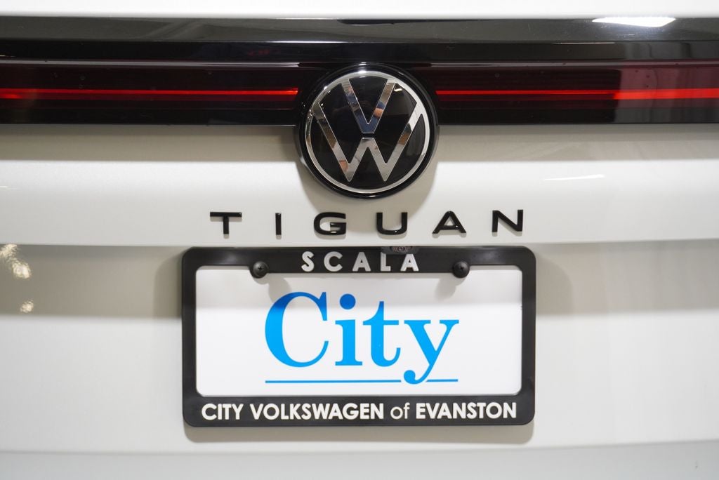 2026 Volkswagen Tiguan 2.0T SE R-Line Black