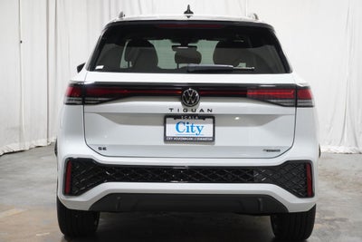 2026 Volkswagen Tiguan 2.0T SE R-Line Black