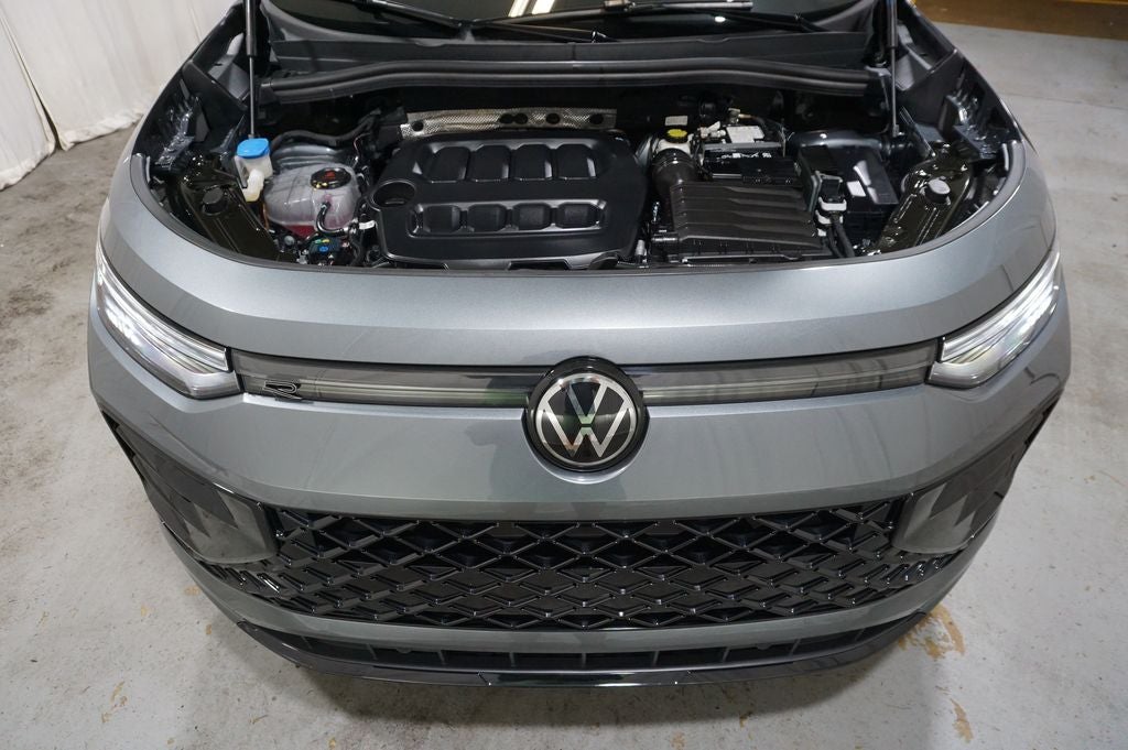 2025 Volkswagen Tiguan 2.0T SE R-Line Black