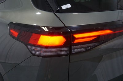 2025 Volkswagen Tiguan 2.0T SE R-Line Black