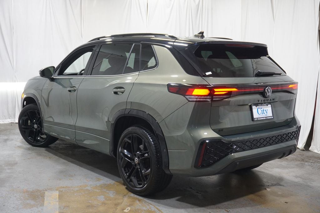 2025 Volkswagen Tiguan 2.0T SE R-Line Black