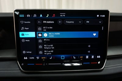 2026 Volkswagen Tiguan 2.0T SE R-Line Black