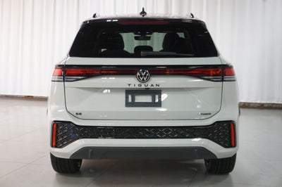 2026 Volkswagen Tiguan 2.0T SE R-Line Black