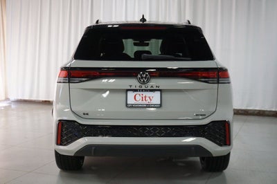 2026 Volkswagen Tiguan 2.0T SE R-Line Black