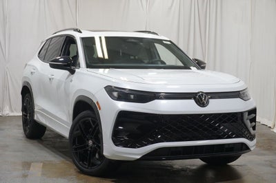 2026 Volkswagen Tiguan 2.0T SE R-Line Black