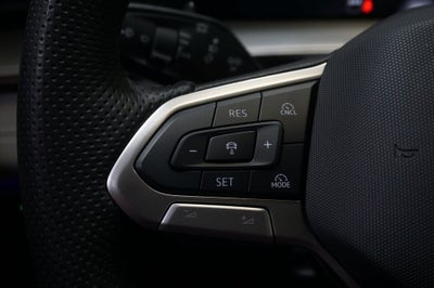 2025 Volkswagen Tiguan 2.0T SE R-Line Black