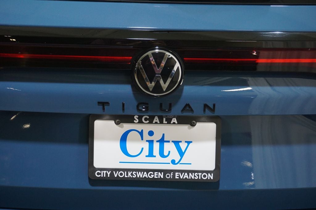 2025 Volkswagen Tiguan 2.0T SE R-Line Black