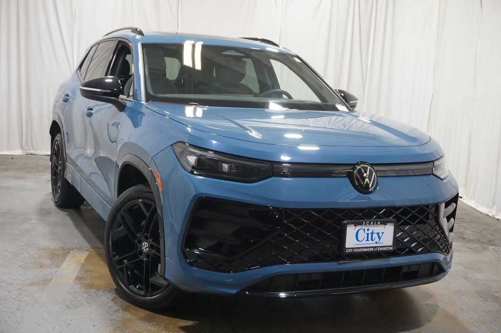 2025 Volkswagen Tiguan 2.0T SE R-Line Black