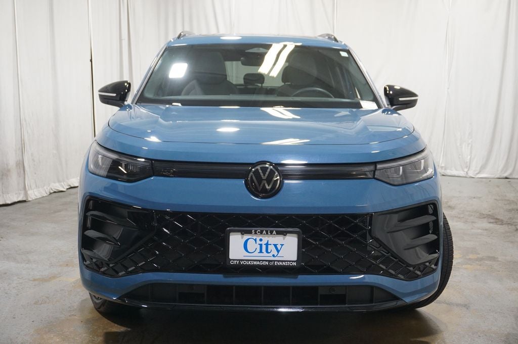 2025 Volkswagen Tiguan 2.0T SE R-Line Black