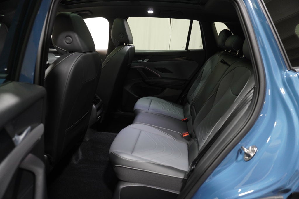 2025 Volkswagen Tiguan 2.0T SE R-Line Black