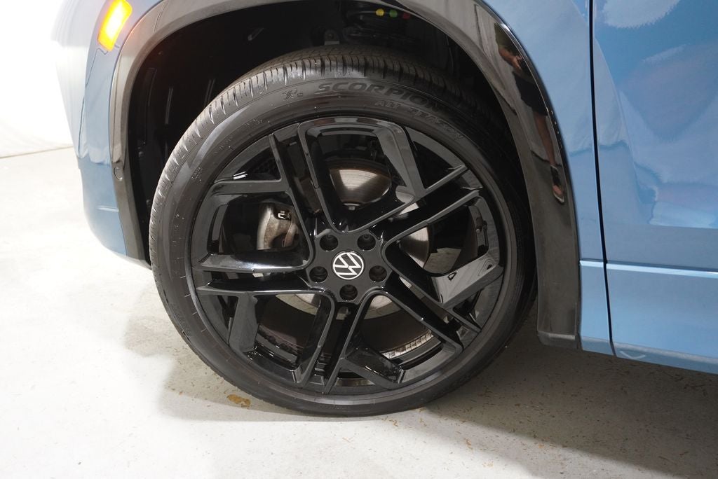 2025 Volkswagen Tiguan 2.0T SE R-Line Black