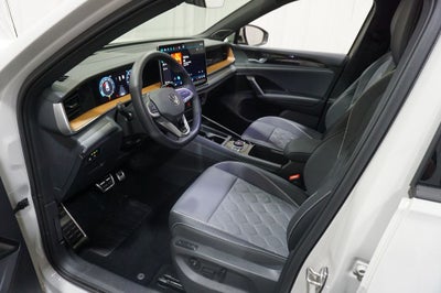 2025 Volkswagen Tiguan 2.0T SEL R-Line