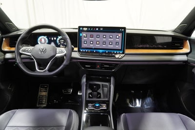 2025 Volkswagen Tiguan 2.0T SEL R-Line