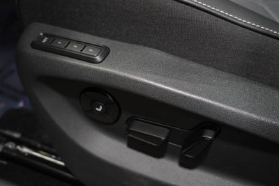 2025 Volkswagen Tiguan 2.0T SEL R-Line