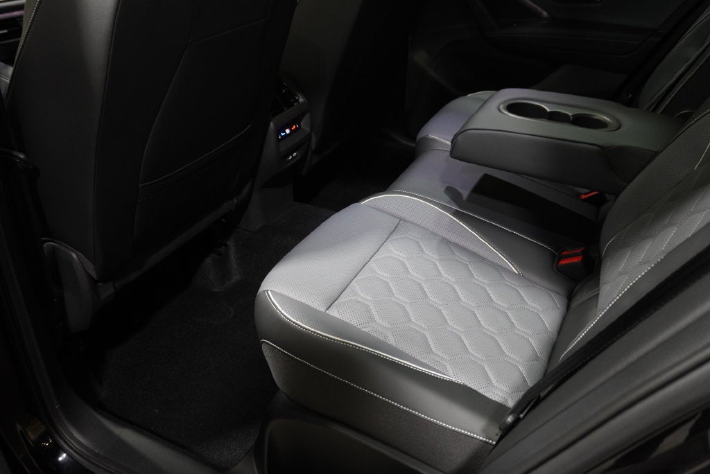 2025 Volkswagen Tiguan 2.0T SEL R-Line
