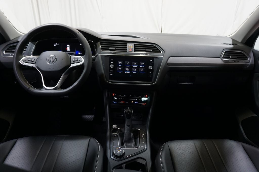 2023 Volkswagen Tiguan 2.0T SE