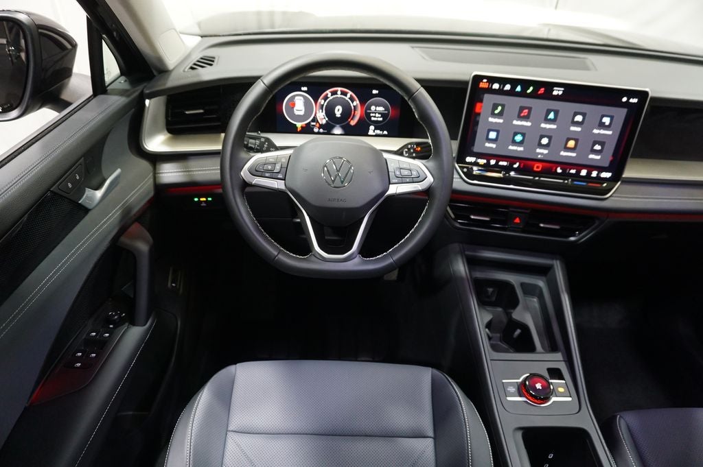 2025 Volkswagen Tiguan 2.0T SE