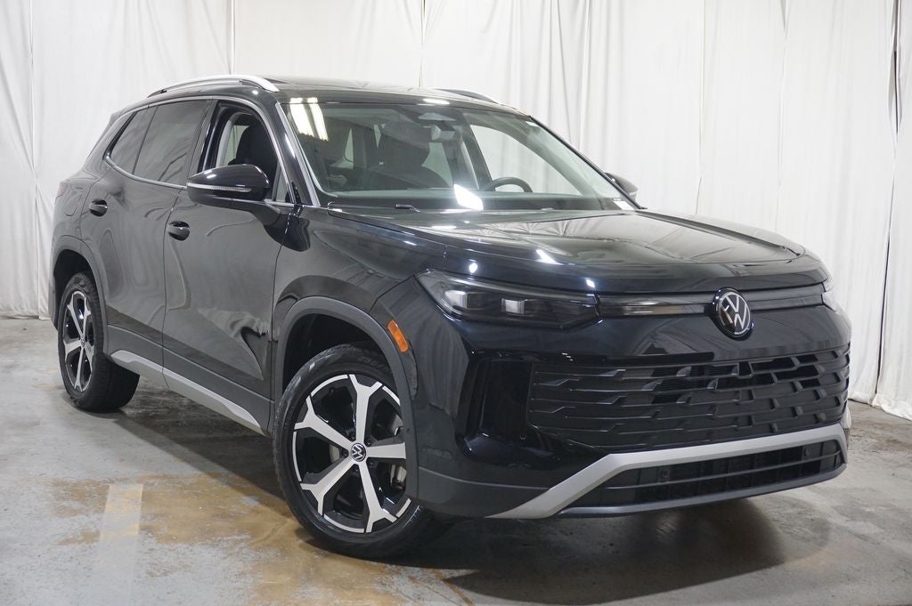 2025 Volkswagen Tiguan 2.0T SE