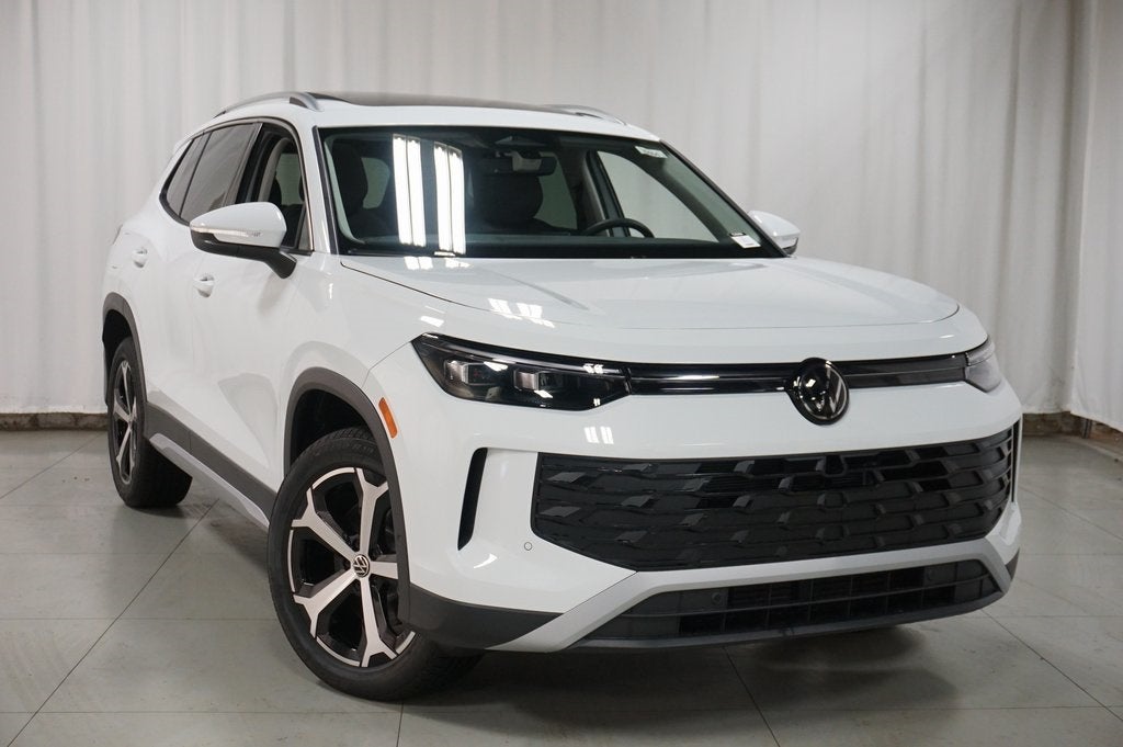 2025 Volkswagen Tiguan 2.0T SE