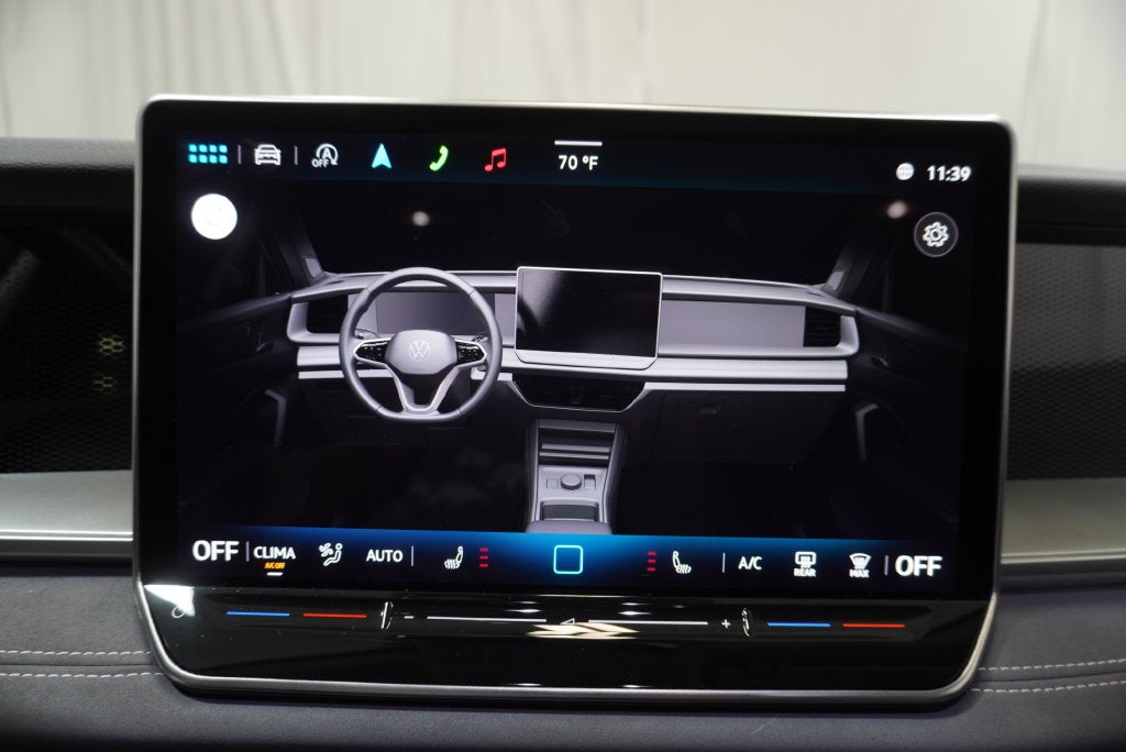 2025 Volkswagen Tiguan 2.0T SE