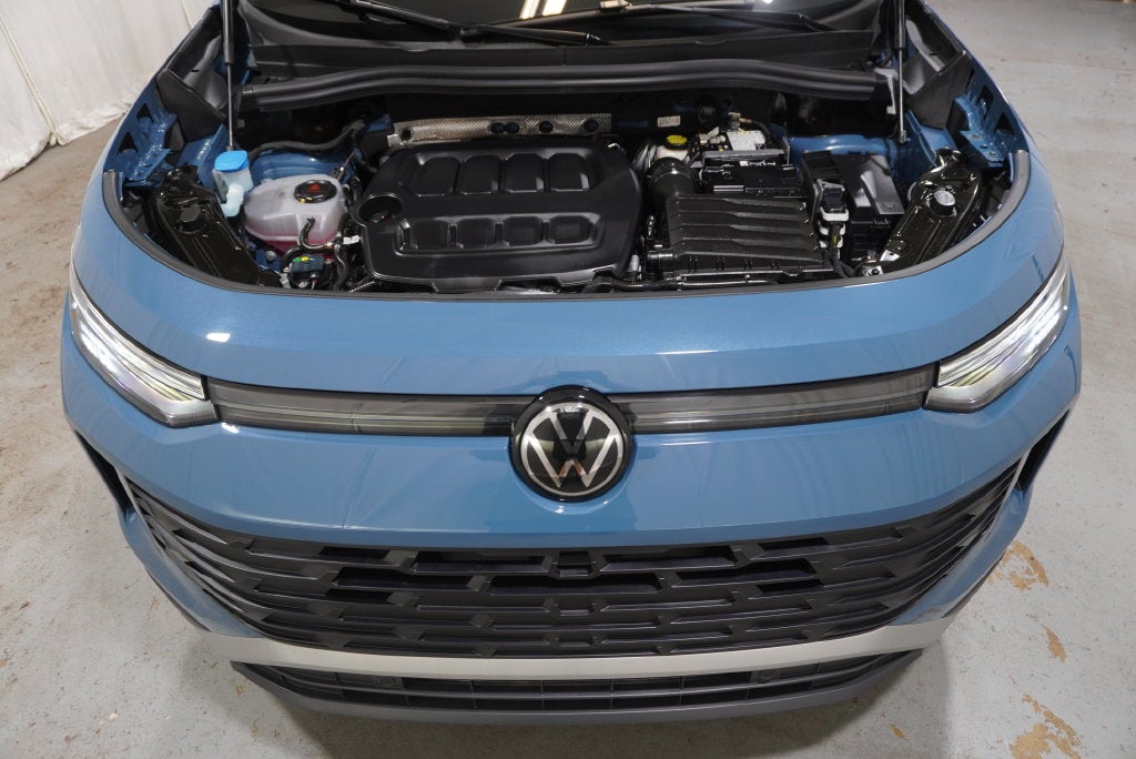 2025 Volkswagen Tiguan 2.0T SE