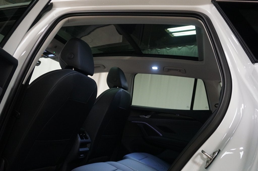 2025 Volkswagen Tiguan 2.0T SE