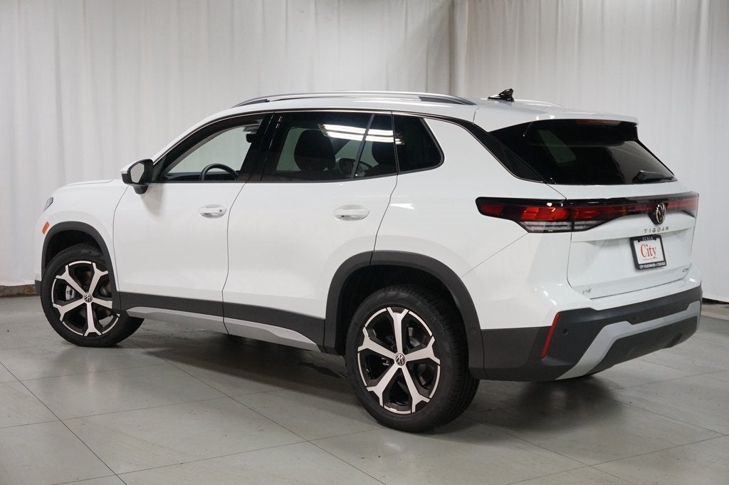 2025 Volkswagen Tiguan 2.0T SE