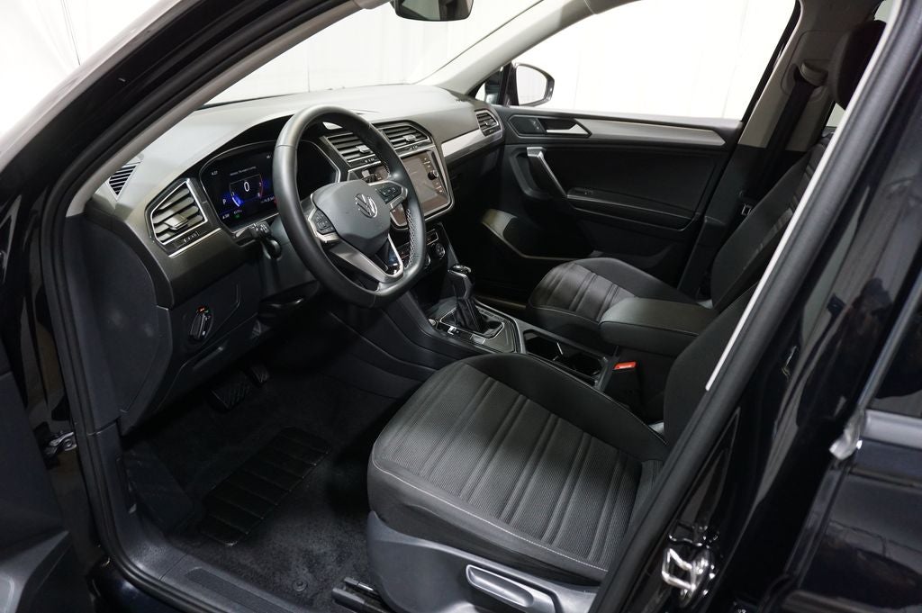 2024 Volkswagen Tiguan 2.0T S