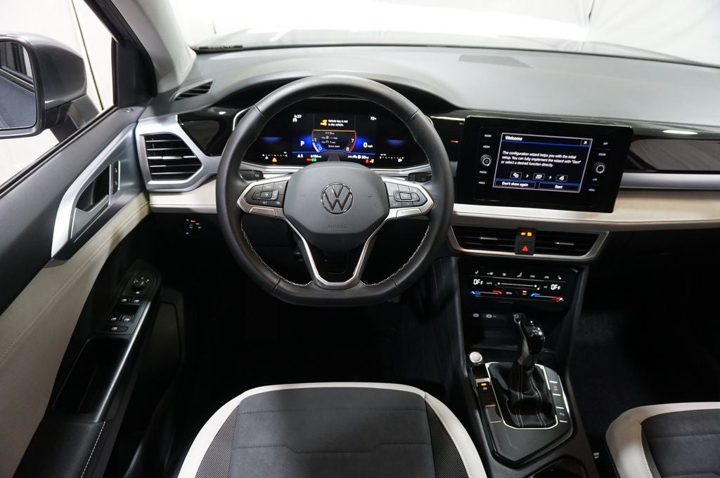 2025 Volkswagen Taos 1.5T SE