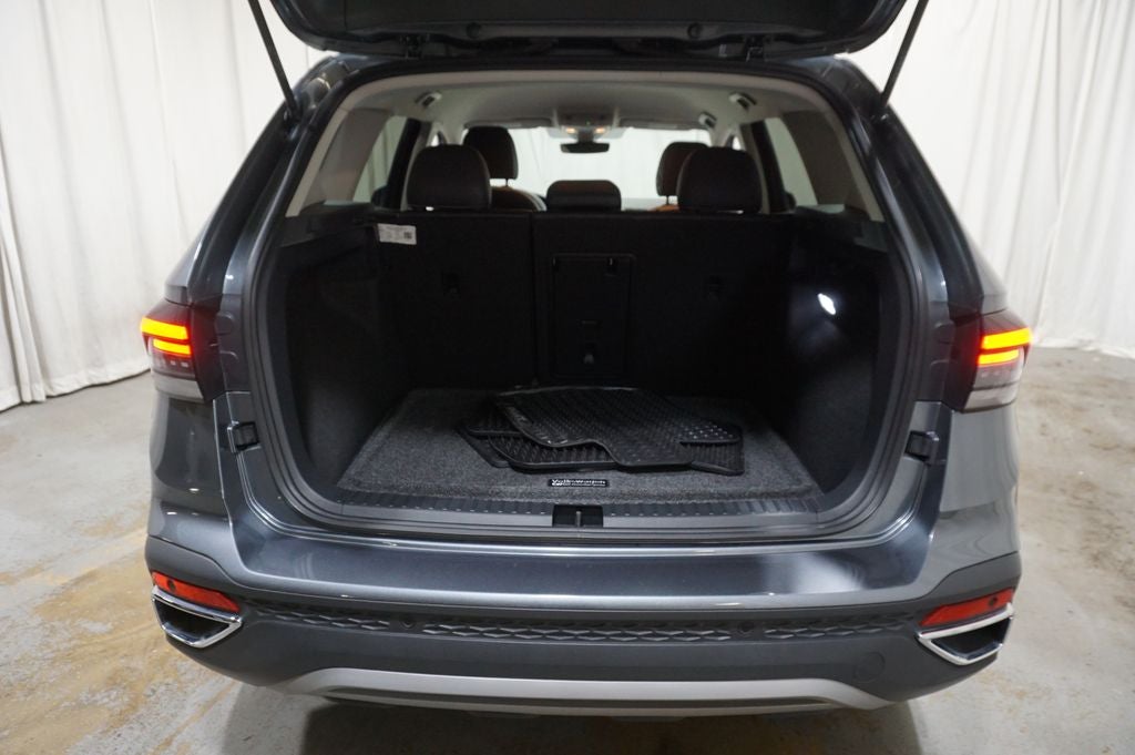 2025 Volkswagen Taos 1.5T SE
